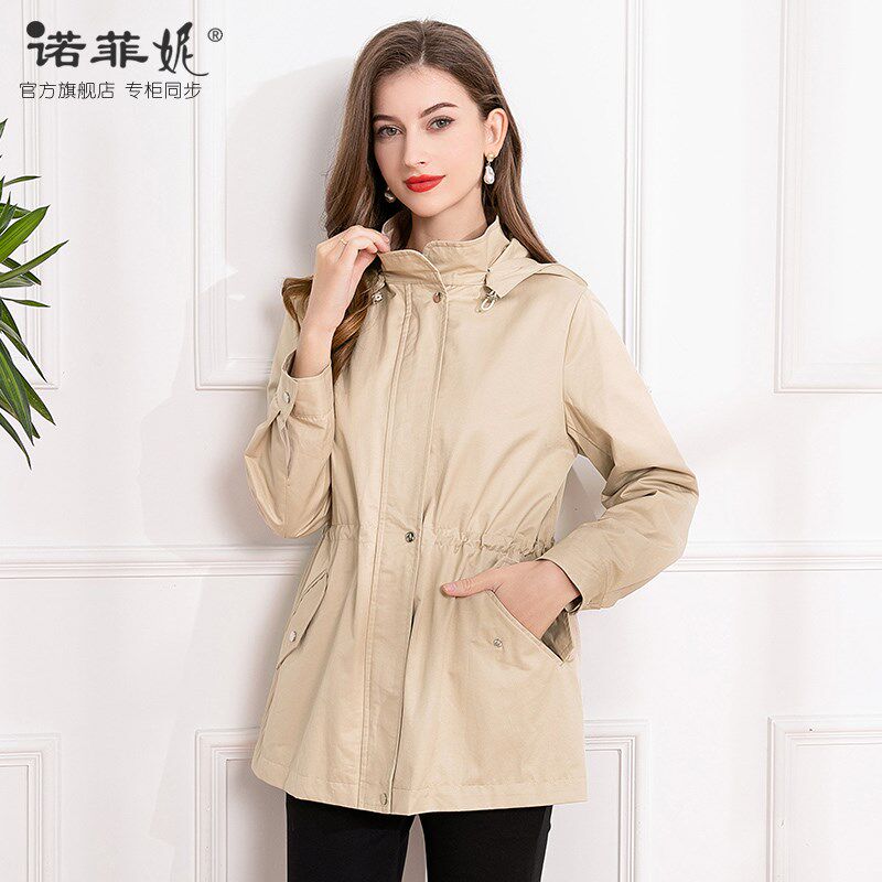 中年女装2025春装新款妈妈中长款杏色风衣外套休闲收腰连帽上衣女