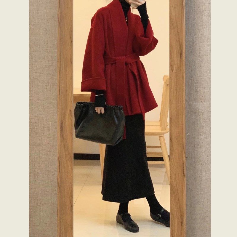 复古新年红色宽松系带浴袍式呢子大衣秋冬季小个子短款毛呢外套女