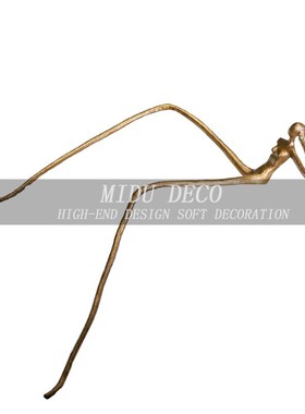 现代简约黑色抽象人像雕塑摆件样板房售楼处玄关坐姿人物软装饰品