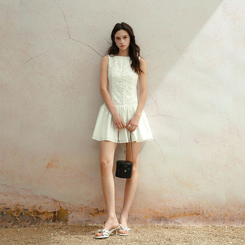 MarcMoore旗舰店法式蕾丝拼接无袖收腰蓬蓬连衣裙高级感小礼裙