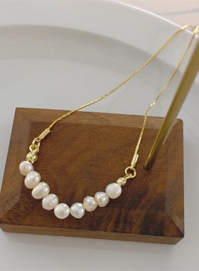 法式复古淡水珍珠项链女 轻奢小众设计感时尚锁骨链 微笑细颈链