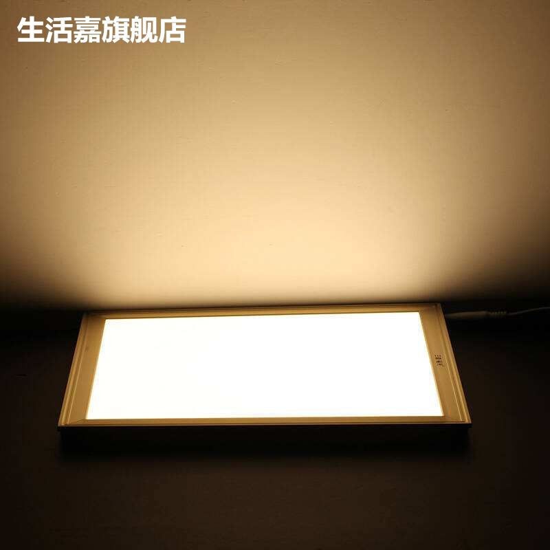 集成吊顶灯暖光 集成吊顶lted灯暖光卫生间暖色厨房吸顶灯铝扣板图片