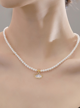 银杏叶吊坠珍珠项链女2024新款爆款轻奢小众时尚款锁骨链气质颈链