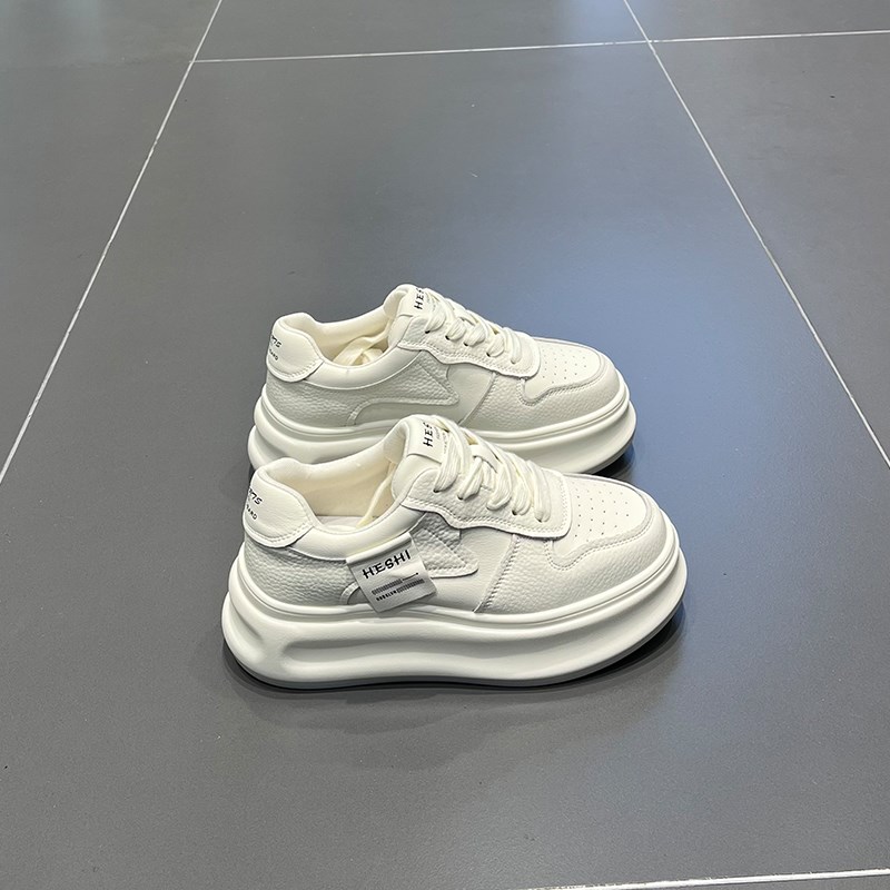 小个子厚底真皮板鞋女2024春季新款6cm休闲百搭松糕底小白鞋