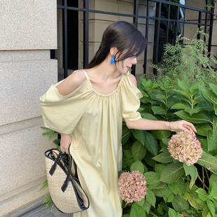 2023夏季新款孕妇露肩吊带连衣裙薄款夏天长裙子甜辣W风炸街孕妇