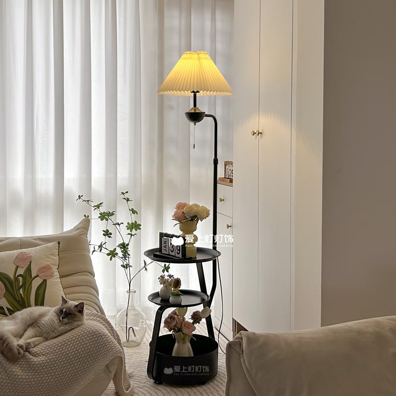 2024新款落地灯客厅沙发旁边几装饰摆饰覆古卧室床头柜一体台灯