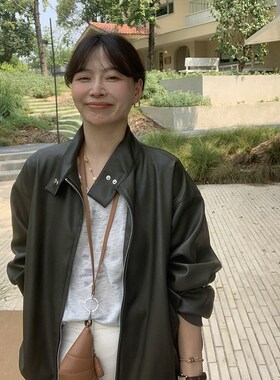 333sss 老钱风浅灰色宽松v领打底衫长袖T恤女外穿上衣秋季新款短