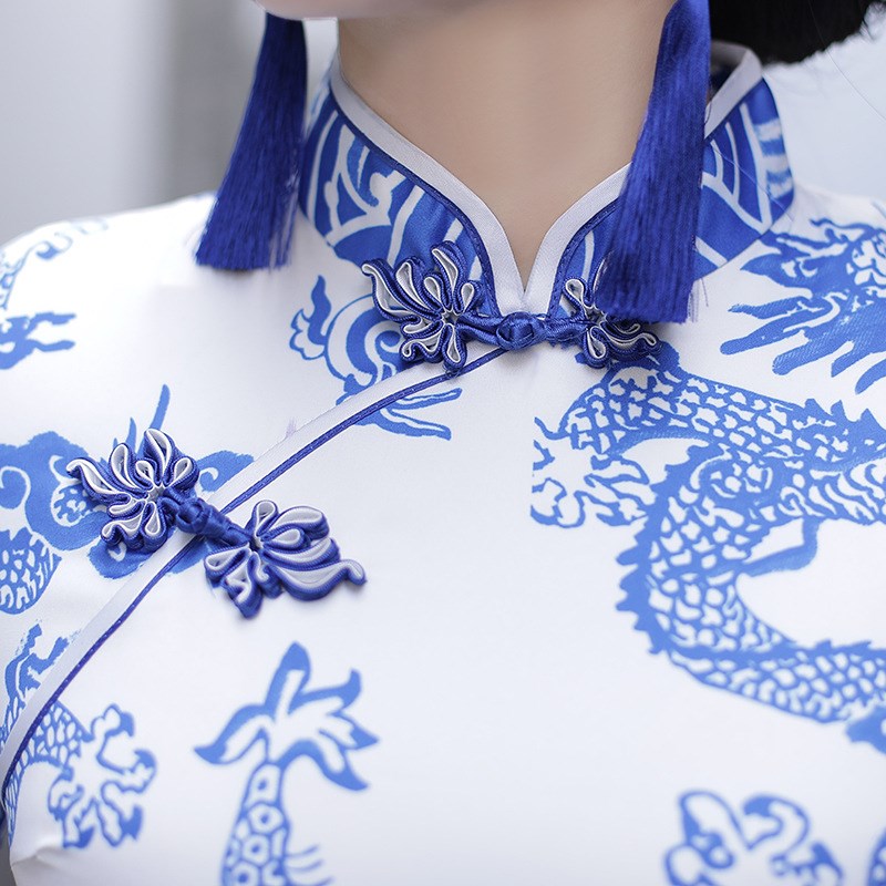青花瓷旗袍走秀加长款传统礼仪迎宾女装舞台表演茶服胖mm加肥大码