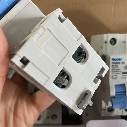 Nde 良信直流空气关ND2Z  两极2直流断路器小型空
