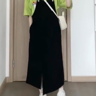 黑色牛仔背带裙大码胖mm腿粗胯宽屁股大梨形身材裙子不规则吊带裙
