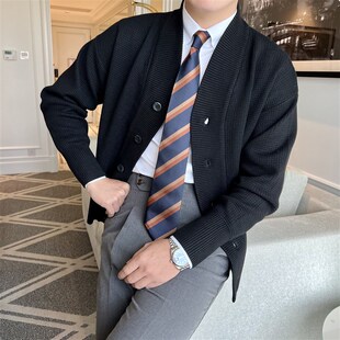 秋冬新款V领开衫男 p英伦商务复古针织衫韩版个性纯色休闲毛衣外