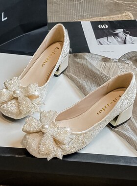 晚晚鞋珍珠法式粗跟中跟单鞋女2x025年流行新款春季大码女鞋4143