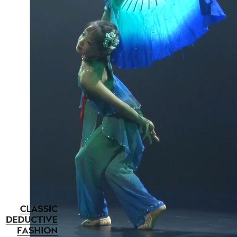 新款秧歌舞蹈服兰花奖秋思同款成人儿童舞蹈演出服咏荷扇舞艺考服