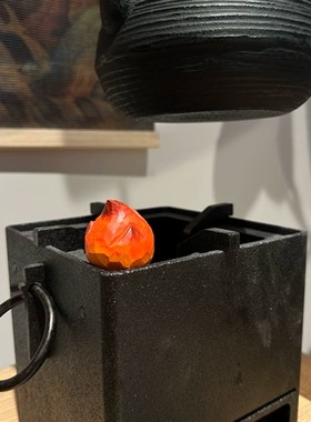 卡西法小火焰摆件实木手工客厅摆件可爱办公室装饰礼物