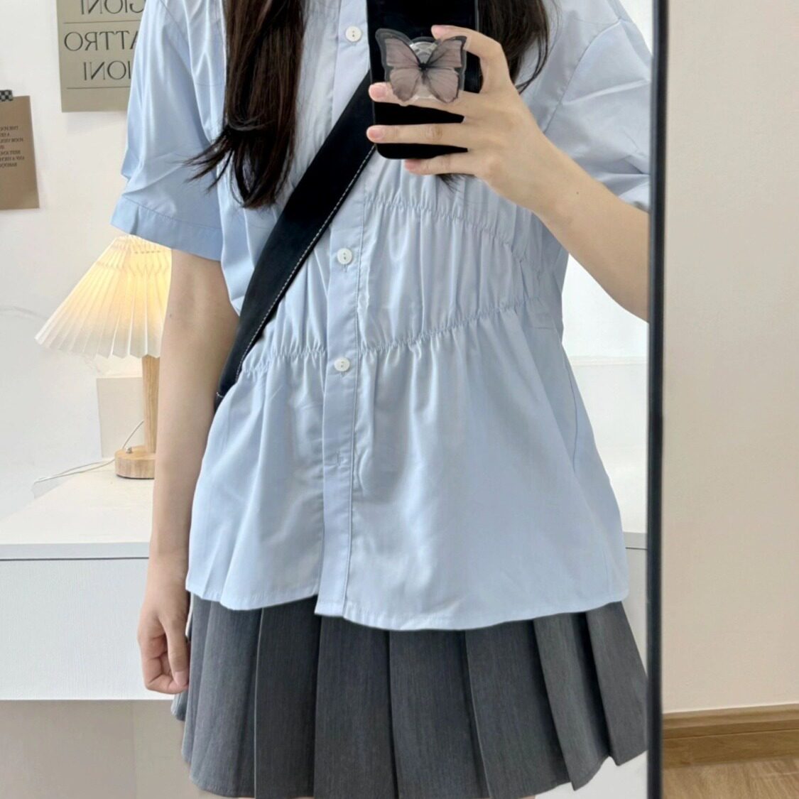 港风褶皱设计感小众衬衫