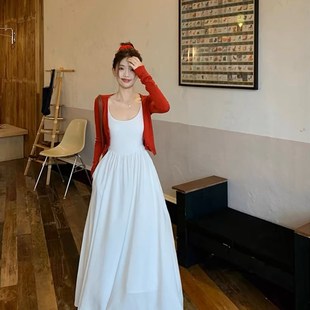 温柔风白色吊带连衣裙女夏季新款初恋长裙红色薄款长袖开衫两件套
