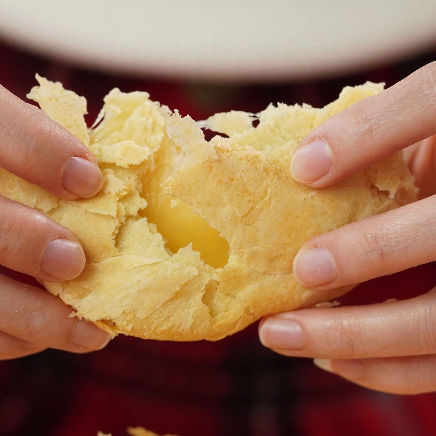 台湾代购日出宫原眼科蜂蜜太阳饼包裹装8入 龙眼花蜜荔枝红柴花蜜