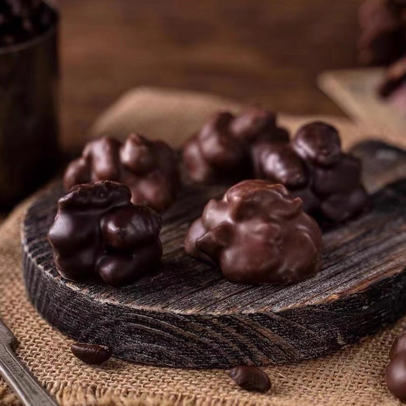 现货迪拜代购Patchi巧克力低塘整坚果榛子杏仁开心果金山银山250g