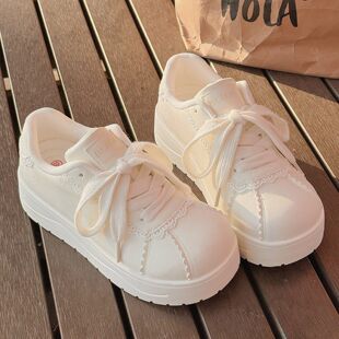 巨好看小白鞋女2026新款春款女鞋配阔腿裤的白色鞋子厚底休闲板鞋