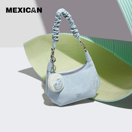 稻草人新款褶皱云朵腋下包