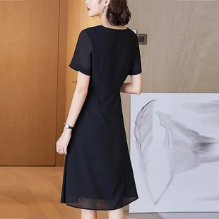 胖mm大码女装连衣裙2024新款遮肚子显瘦胖妹妹中长款短袖裙子夏天