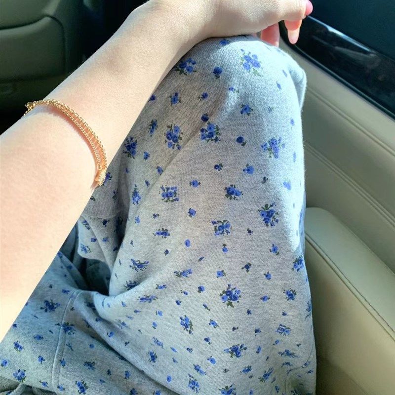 气质灰色半高领针织短袖+灰色花花阔腿卫裤晕晕自留2024秋季新款