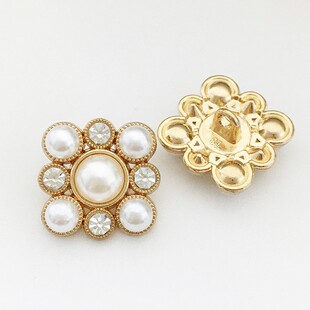 高档纽扣外套圆形镶钻方形名媛风睡衣大衣女上衣大衣扣子百搭配件