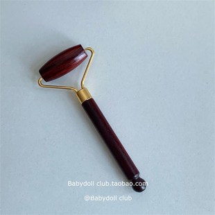 晨起消浮肿~紫光檀木脸部按摩器滚轮手动推提拉紧致美容神器滚珠