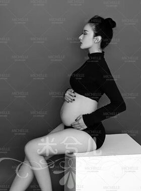 508新款影楼孕妇照服装简约黑白居家风孕期拍照衣服孕妈写真艺术