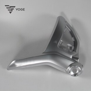 隆鑫O无极车L  油箱左右装饰罩护板