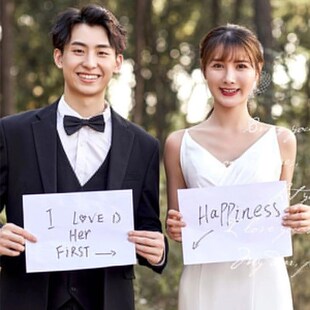 新款拍照道具英文字母手拿板婚纱拍摄森系创意旅拍外景手举牌