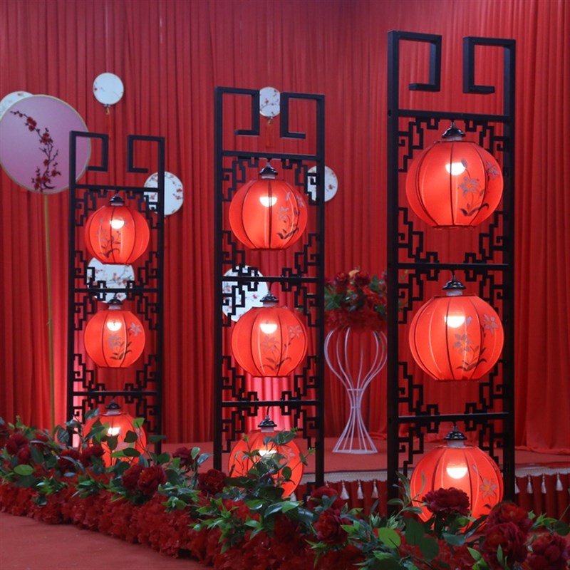2021新款婚庆道具竹节中式宫灯路引汉唐婚礼仿古铁艺三个灯笼路引