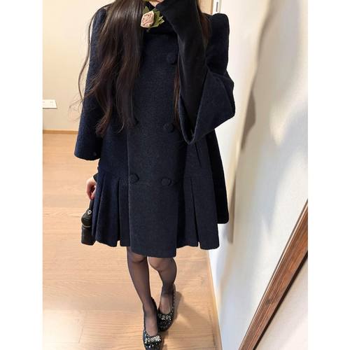 藏青色设计感双排扣短款呢子外套