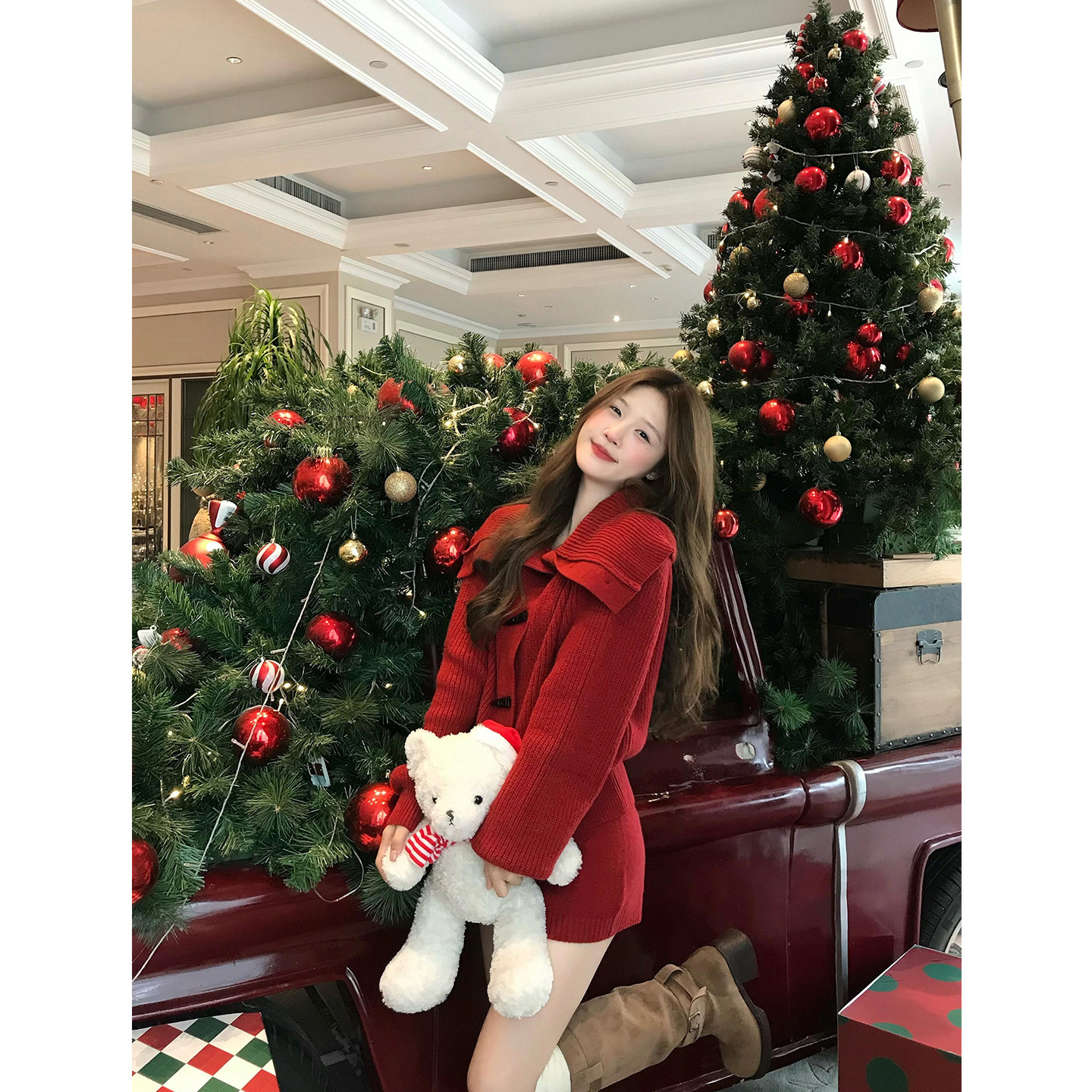 甜美红色氛围感套装女慵懒感软糯牛角扣毛衣外套+针织短裤两件套,女装/女士精品,时尚套装,淘宝优惠券,粉丝福利购,淘宝优惠卷