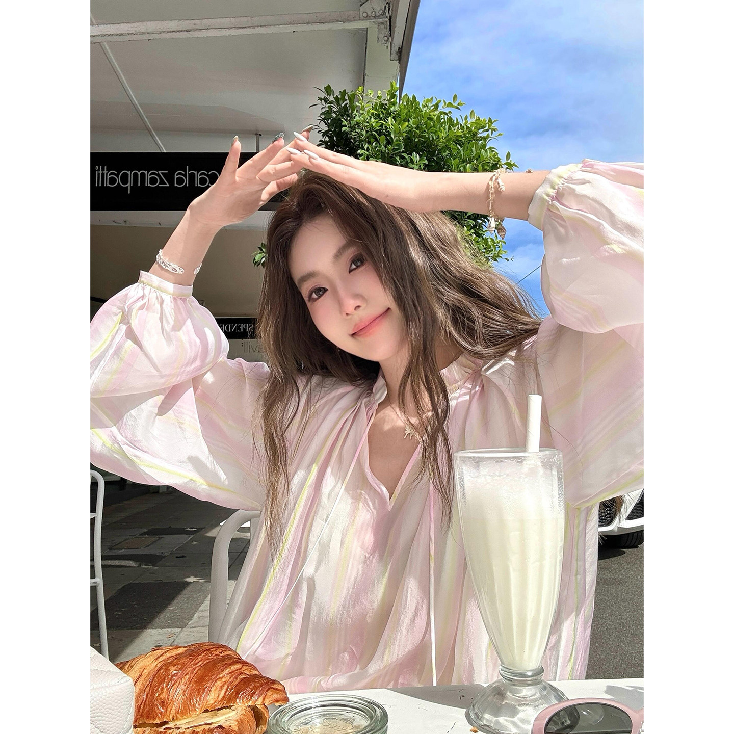 轻奢设计感条纹粉白花苞长袖V领衬衫女新款宽松轻薄晕染罩衫衬衣,女装/女士精品,衬衫,淘宝优惠券,粉丝福利购,淘宝优惠卷