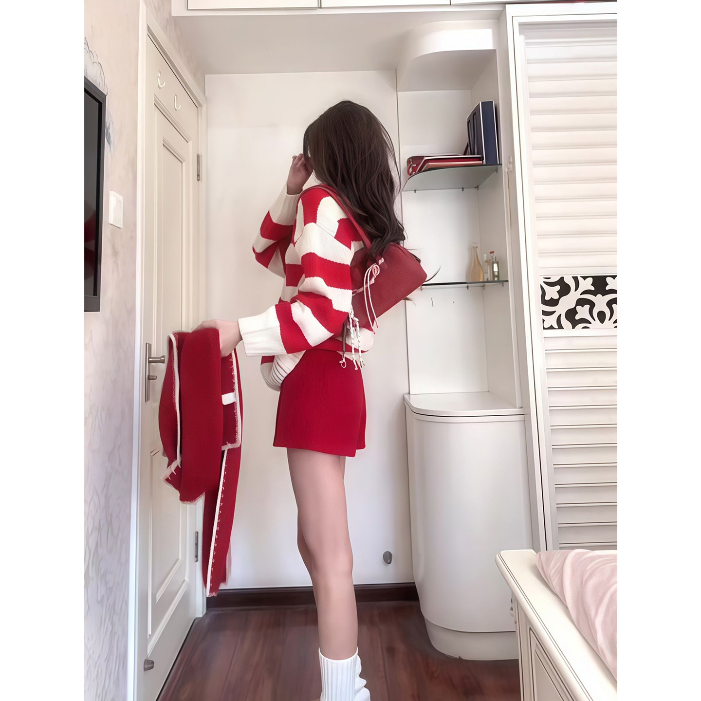 温柔甜美慵懒风两件套女2025冬新款宽松条纹针织衫上衣搭休闲短裤,女装/女士精品,时尚套装,淘宝优惠券,粉丝福利购,淘宝优惠卷