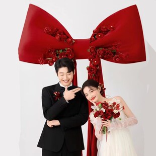 新款婚纱照摄影道具蝴蝶结布幔红色背景丝绒布婚庆装饰布置手捧
