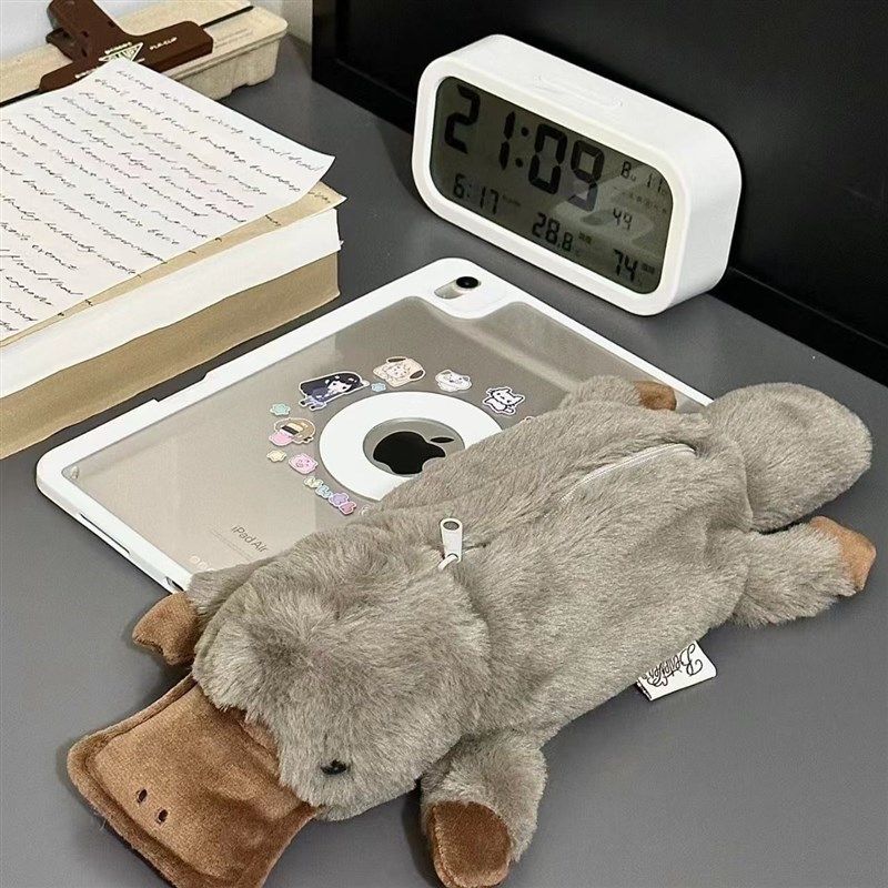 毛绒小动物笔袋可爱创意软呼呼小众学生午睡文具袋海獭桌面收纳袋,文具电教/文化用品/商务用品,笔袋,淘宝优惠券,粉丝福利购,淘宝优惠卷