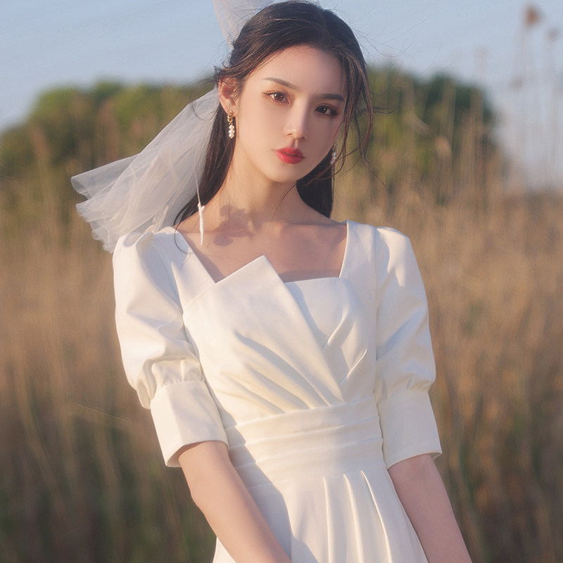白色领证登记伴娘服2022新款夏季闺蜜装合唱姐妹团平时可穿礼服裙