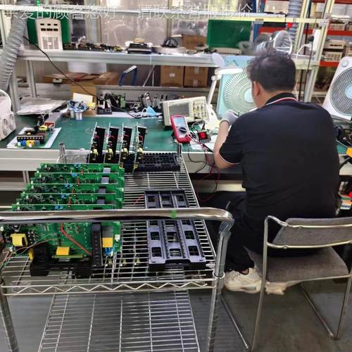 三相.电机风机0.75KW/15KKW/2.2/3UE通用型量控制矢水泵变频器