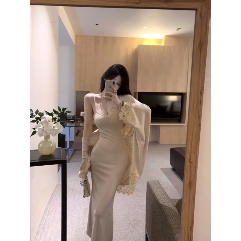 纯欲风性感吊带连衣裙女夏季修身收腰鱼尾长裙杏色显身材包臀裙子
