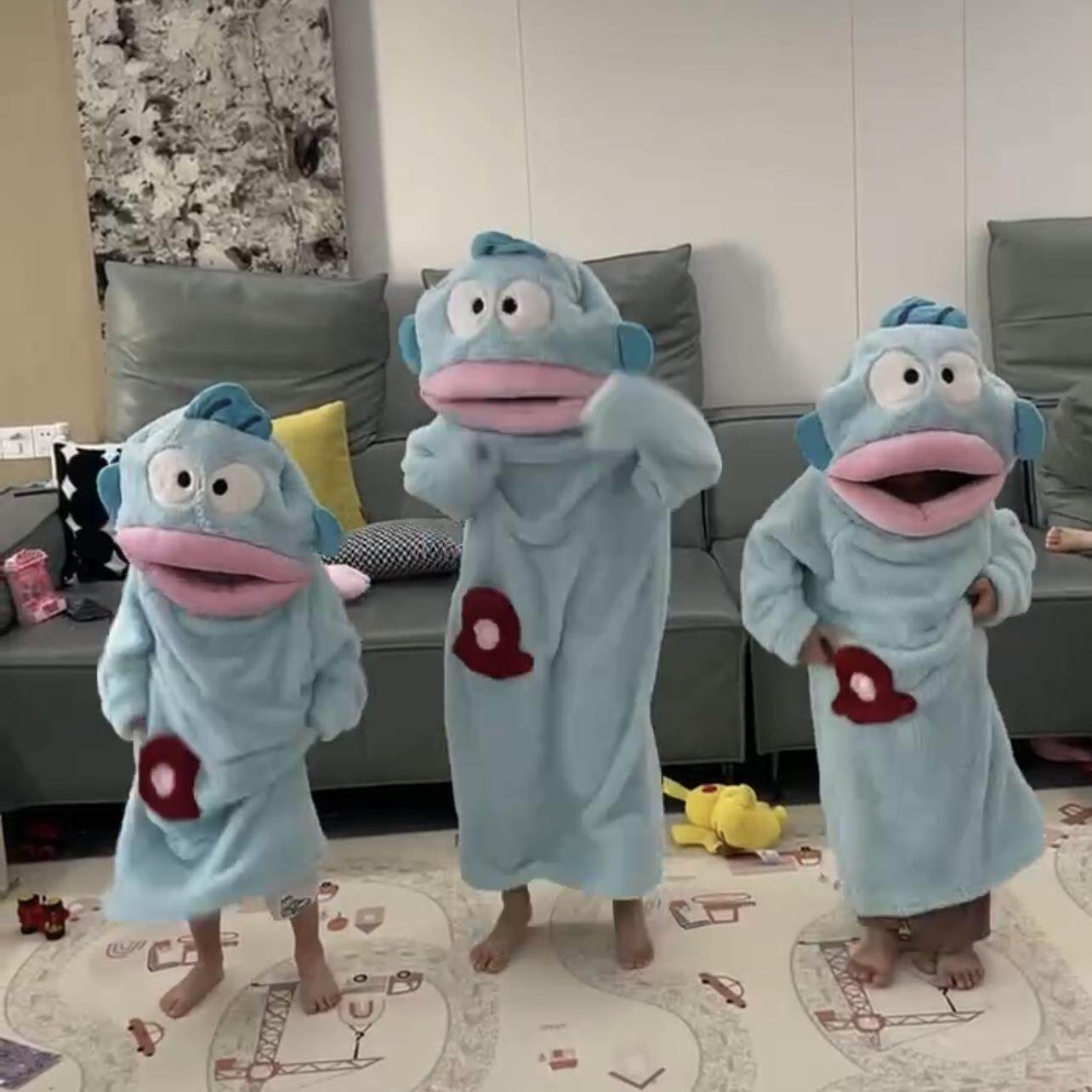丑鱼儿童睡衣女秋冬季加绒加厚珊瑚绒搞怪可爱连身睡裙睡袍男大童