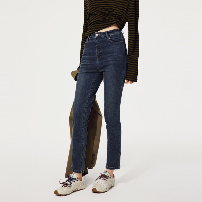 U/TI水洗蓝牛仔铅笔裤女装简约修身小脚裤休闲裤尤缇时尚秋季新款