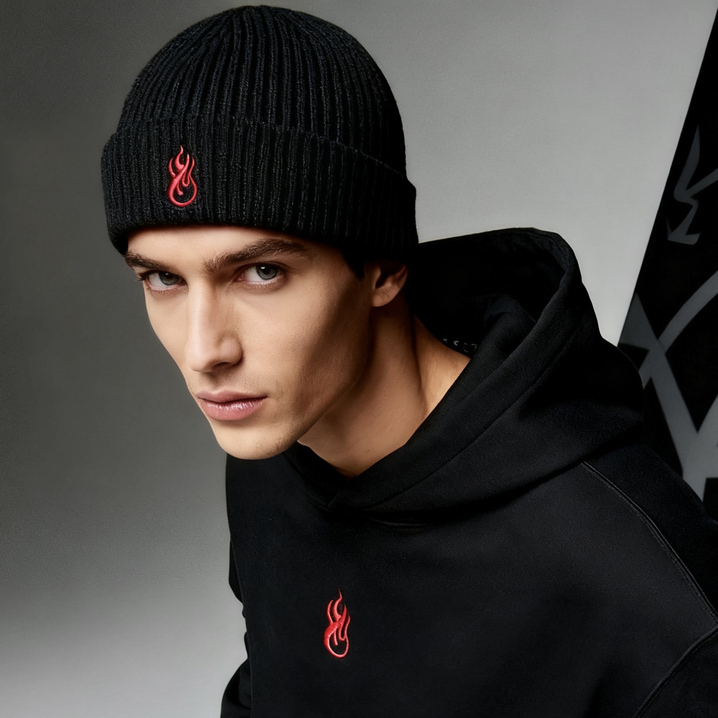 VOS火焰刺绣logo无檐帽