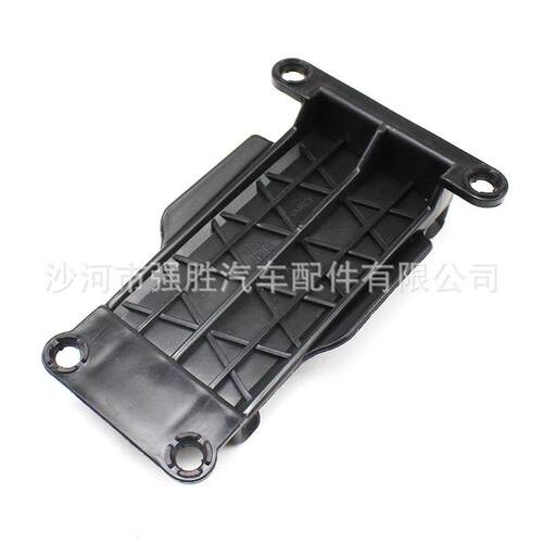 适用于1985-1992年方头捷达MK2保险杠支架191807377A