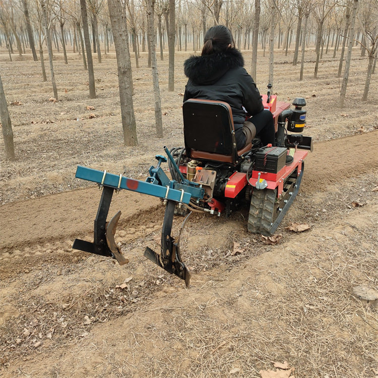 履带式旋耕机 农用果园翻土开沟机 山地多功能耕地开沟起垄播种机,农机/农具/农膜,耕种机械/微耕机/开沟机,淘宝优惠券,粉丝福利购,淘宝优惠卷