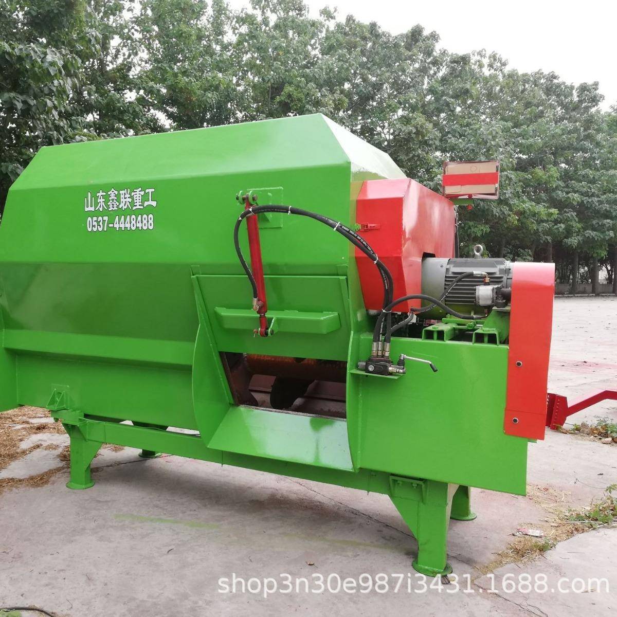 行业精选tmr全日粮制备机卧式全日粮饲料搅拌机全日粮搅拌机