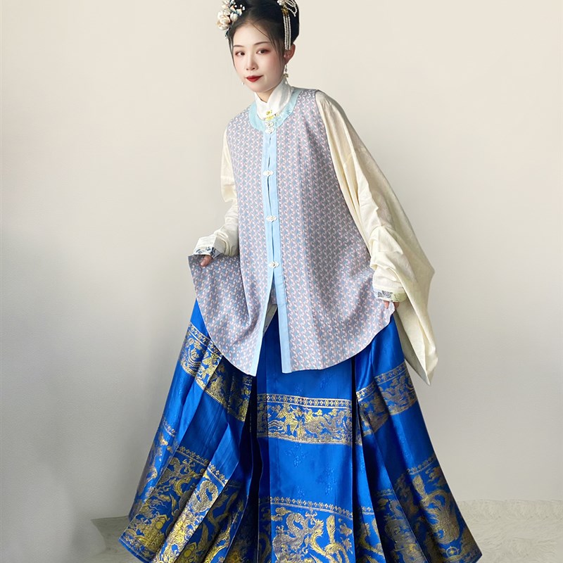 福禄记【瑞禧归】马绵裙官绿真红蓝宝石蓝香槟墨黑织金缎梯形褶龙