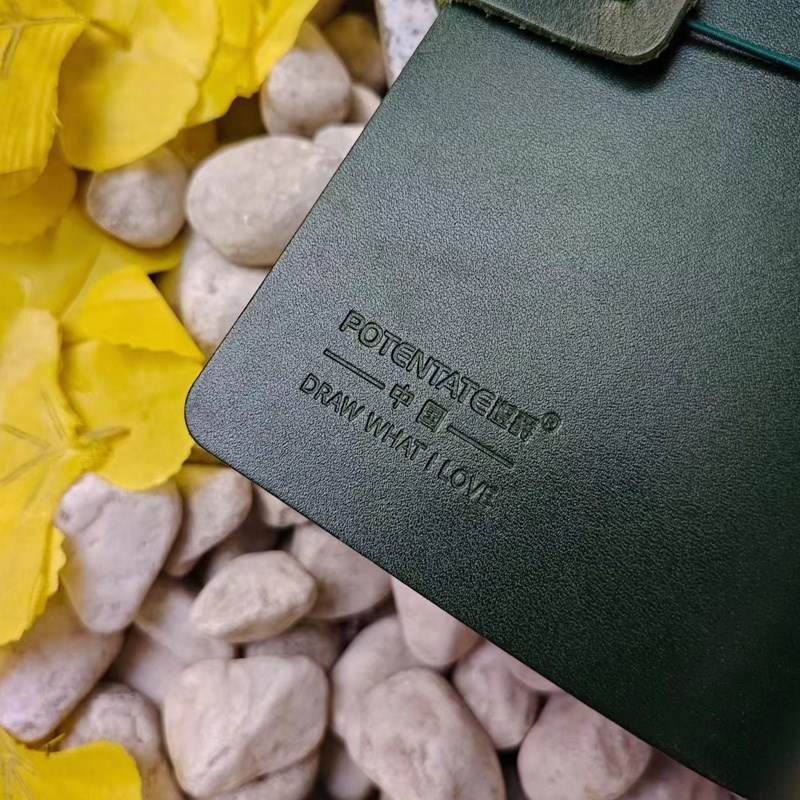 遵爵枥木风植鞣皮复古绿曜石黑旅行活页手账本金属活页夹单车挂件