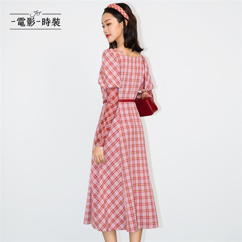 一电影一时装春夏复古浪漫格子连衣裙女新款简单大方得体裙子